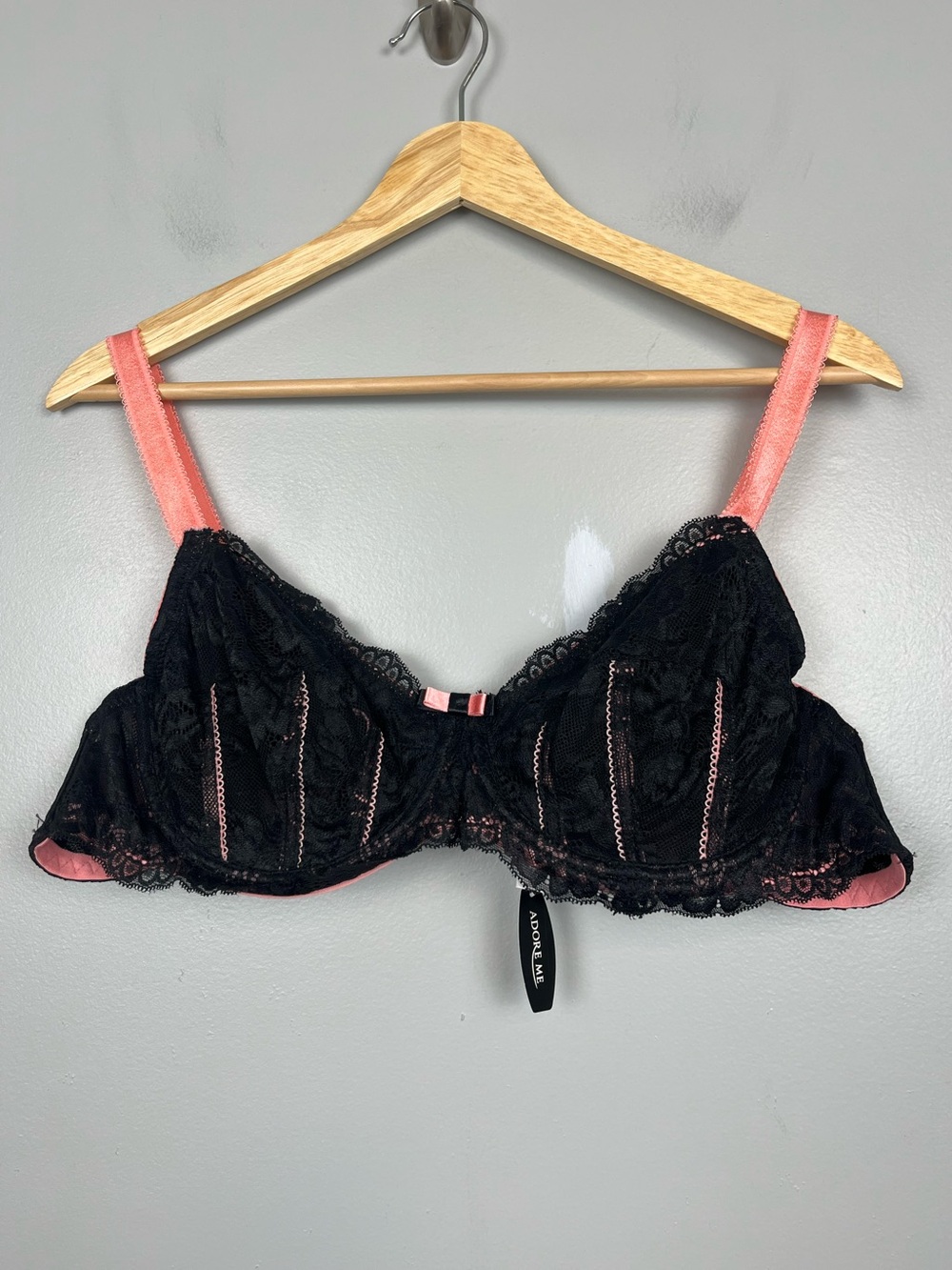 NWT Adore Me black & pink underwire lace trimmed bra, size 42C.